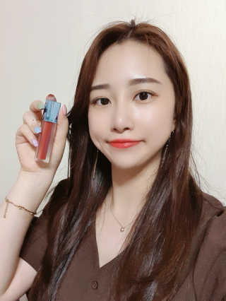 [블랙루즈] 에어 핏 벨벳 틴트 시즌6 5종 중 택1+랜덤1 — 5점을 준 리뷰어가 2020년 6월 올린 사용 사진