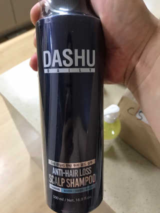 다슈코리아 다슈 데일리 단백질 한방 두피 골드 샴푸 500ml — 5점을 준 리뷰어가 2020년 12월 올린 사용 사진