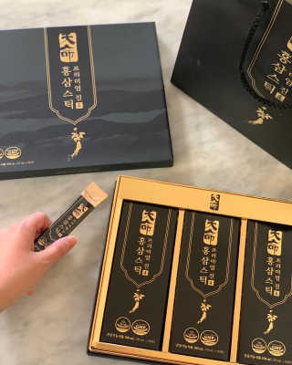 헬스업_천명진프리미엄홍삼스틱_10ml x 30포 — 5점을 준 리뷰어가 2020년 10월 올린 사용 사진
