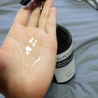 프로방스 바이올렛 퍼퓸 샴푸 1000ml 업그레이드 — 5점을 준 리뷰어가 2020년 8월 올린 사용 사진