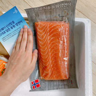 동원산업 항공직송 동원생연어_400g — 5점을 준 리뷰어가 2020년 4월 올린 사용 사진