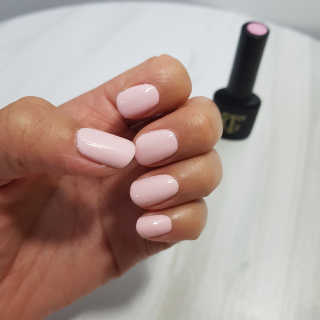 TG떼젤 바르는 셀프젤네일 7ml 20 SS시즌 5컬러 — 5점을 준 리뷰어가 2020년 5월 올린 사용 사진