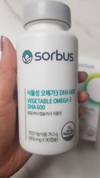소버스 식물성 오메가3 DHA 600 — 5점을 준 리뷰어가 2020년 5월 올린 사용 사진