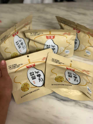 [꾸콤] 참참 전통 찹쌀 누룽지 일주일세트 60g x 5 — 2.5점을 준 리뷰어가 2020년 10월 올린 사용 사진