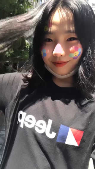 [블랙루즈] 에어 핏 벨벳 틴트 시즌6 5종 중 택1+랜덤1 — 5점을 준 리뷰어가 2020년 6월 올린 사용 사진