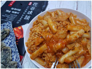 화곡미담 옛날 떡볶이 — 5점을 준 리뷰어가 2020년 4월 올린 사용 사진