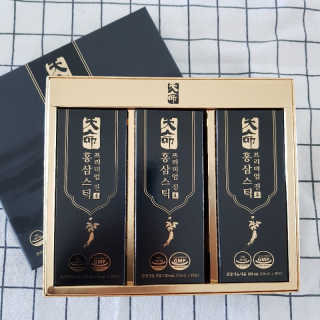 헬스업_천명진프리미엄홍삼스틱_10ml x 30포 — 5점을 준 리뷰어가 2020년 9월 올린 사용 사진