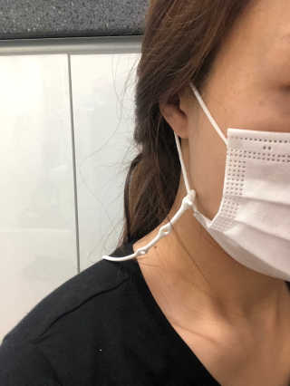 고세이프 마스크 50개입 + 실리콘 마스크 스트랩 — 5점을 준 리뷰어가 2020년 11월 올린 사용 사진