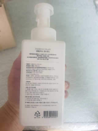 [생활공작소]핸드워시 용기 500ml 1개+리필 400ml 2개 — 5점을 준 리뷰어가 2020년 8월 올린 사용 사진