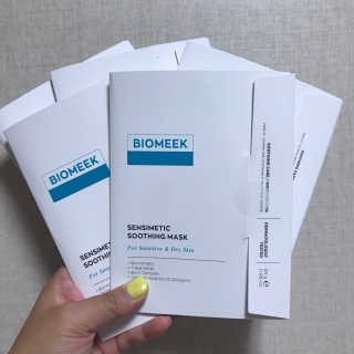 바이오믹 BIOMEEK SENSIMETIC SOOTHING MASK.S — 5점을 준 리뷰어가 2020년 7월 올린 사용 사진