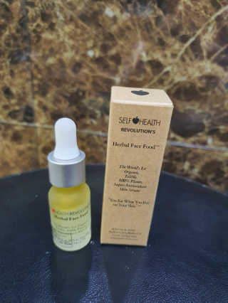 원조 욕세럼 허벌페이스푸드 10ml — 4점을 준 리뷰어가 2020년 6월 올린 사용 사진