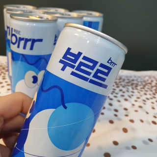 [칼로리 걱정 NO 제로칼로리 탄산음료]  부담없이 즐기는 부르르Brrr~~ 제로 사이다 — 4점을 준 리뷰어가 2020년 12월 올린 사용 사진