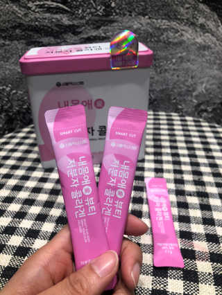 서울약사신협_내몸애뷰티저분자콜라겐_2.5g 50포 — 5점을 준 리뷰어가 2020년 4월 올린 사용 사진