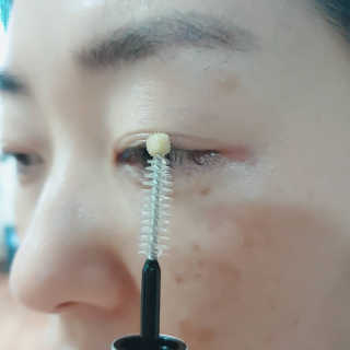 닥터존스킨 눈썹자라 — 4점을 준 리뷰어가 2020년 8월 올린 사용 사진