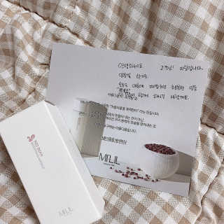 [미릴] 맑음빛 레드빈 브라이트닝 앰플 — 3.5점을 준 리뷰어가 2020년 12월 올린 사용 사진