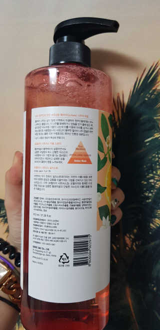 르퀼라야 퓨어텐 올인원 클렌저 810ml 1개 — 5점을 준 리뷰어가 2020년 7월 올린 사용 사진