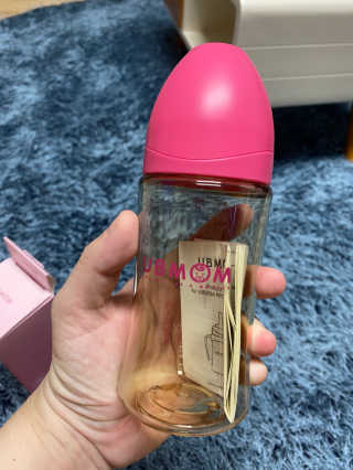 유비맘 PPSU 젖병 노꼭지_260ml_컬러 랜덤 발송 — 5점을 준 리뷰어가 2020년 8월 올린 사용 사진