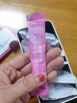 서울약사신협_내몸애뷰티저분자콜라겐_2.5g 50포 — 4.5점을 준 리뷰어가 2020년 4월 올린 사용 사진