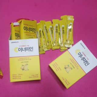 이너미인 VITAMIN-C 700 — 5점을 준 리뷰어가 2020년 9월 올린 사용 사진