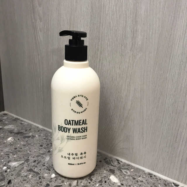 내추럴 촉촉  오트밀 바디워시 500ml 리뷰 사진