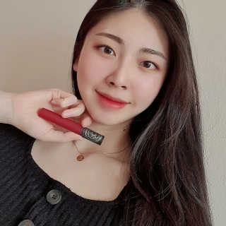 [블랙루즈] 크림 마뜨 루즈 시즌1 택1+랜덤1 — 5점을 준 리뷰어가 2020년 4월 올린 사용 사진