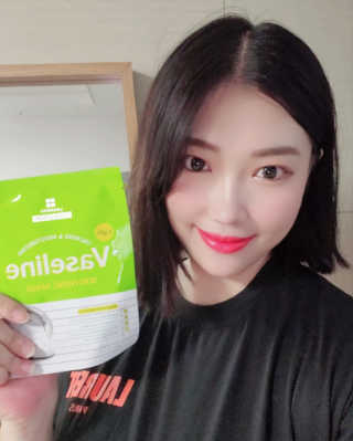 리더스코스메틱 리더스 라이트 바세린 마스크 4종 — 5점을 준 리뷰어가 2020년 8월 올린 사용 사진