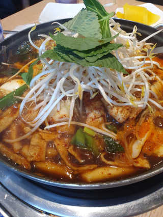 개성 떡볶이 [개성떡볶이 서현점] 즉떡2인분+토핑c+꼬마만두튀김 — 5점을 준 리뷰어가 2020년 7월 올린 사용 사진
