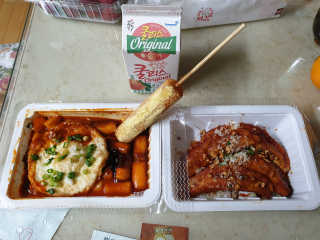 죠스떡볶이 [죠스푸드] 짜빠떡볶이+떡또그+범벅만두 신메뉴 3종 — 3점을 준 리뷰어가 2020년 4월 올린 사용 사진