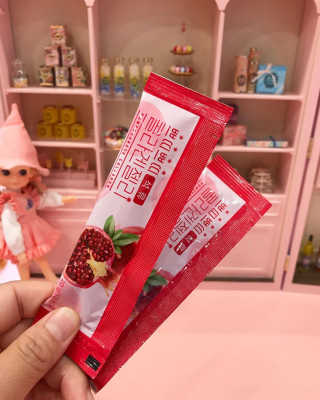 헬스업_쁘띠쁘띠석류콜라겐젤리_20g x 14포 — 5점을 준 리뷰어가 2020년 10월 올린 사용 사진
