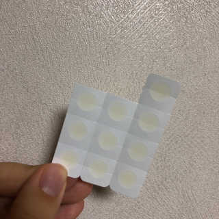 엘라밴드 하이드로 도트 스팟패치 12mm, 10mm — 4.5점을 준 리뷰어가 2020년 9월 올린 사용 사진