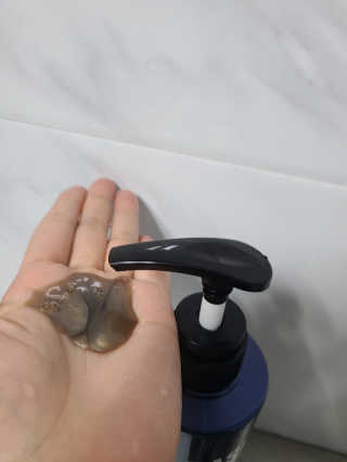 다슈코리아 다슈 데일리 단백질 한방 두피 골드 샴푸 500ml — 5점을 준 리뷰어가 2020년 12월 올린 사용 사진