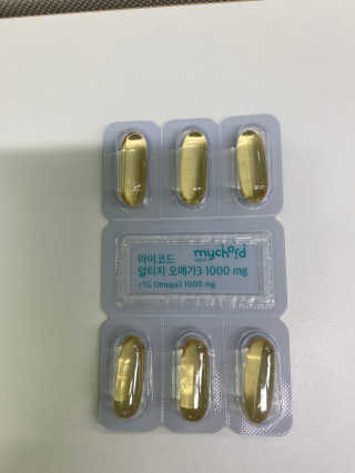 JW중외제약 마이코드 알티지 오메가3 1000 mg — 5점을 준 리뷰어가 2020년 7월 올린 사용 사진