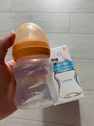 유비맘 신생아젖병 120ml 트리플팩_ 젖꼭지 포함 — 5점을 준 리뷰어가 2020년 6월 올린 사용 사진