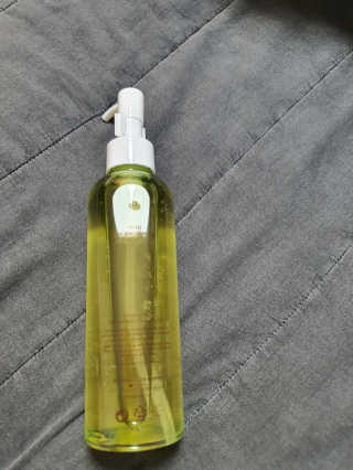 스킨큐어 산다화 순한 클렌징 동백 오일 200ml — 5점을 준 리뷰어가 2020년 5월 올린 사용 사진
