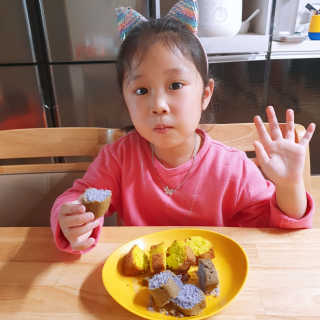 [델포유] 오븐에 구운 십센치 파운드 케이크 10개세트 — 5점을 준 리뷰어가 2020년 10월 올린 사용 사진