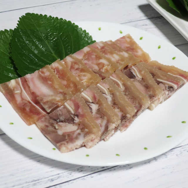 뽕의도리 쫄깃한 혼돈 뽈쌈, 소문난 혼돈 편육 리뷰 사진