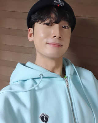 브랜디드라이프스타일코리아 행텐 헤리티지 후드집업 — 5점을 준 리뷰어가 2020년 11월 올린 사용 사진