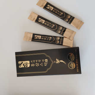 헬스업_천명진프리미엄홍삼스틱_10ml x 30포 — 4.5점을 준 리뷰어가 2020년 11월 올린 사용 사진