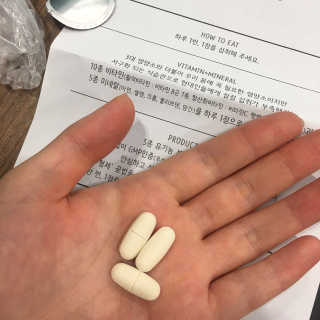 로그네이처 로그 멀티비타민+미네랄 — 4점을 준 리뷰어가 2020년 7월 올린 사용 사진