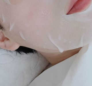 바이오믹 BIOMEEK SENSIMETIC SOOTHING MASK.S — 5점을 준 리뷰어가 2020년 7월 올린 사용 사진