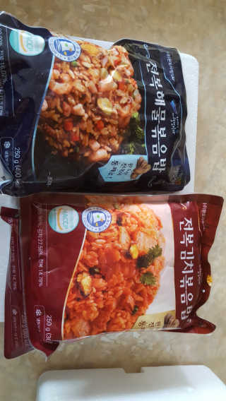 바다는다웰빙이다 전복해물볶음밥/전복김치볶음밥 250g-4봉지 — 5점을 준 리뷰어가 2020년 11월 올린 사용 사진