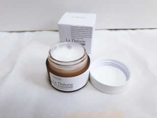 La Theorie Hydrating Ingredients | 하이드레이팅 인그레이디언츠 — 5점을 준 리뷰어가 2020년 5월 올린 사용 사진