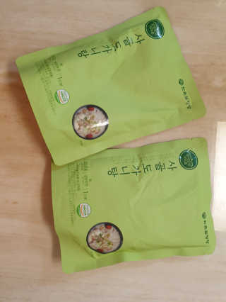한촌몰 설렁탕집 가마솥 도가니탕 350g x 2팩 — 4.5점을 준 리뷰어가 2020년 8월 올린 사용 사진