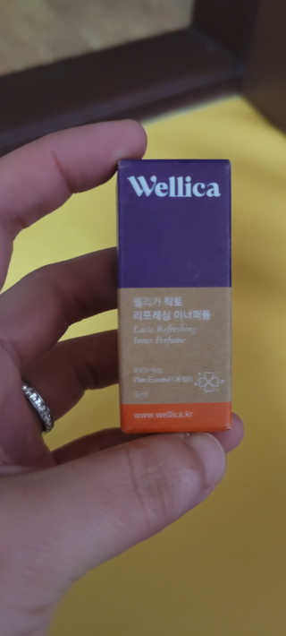 웰리카_V CARE 웰리카 락토 리프레싱 이너퍼퓸 — 5점을 준 리뷰어가 2020년 12월 올린 사용 사진