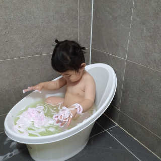 꼬모조이 탱글탱글 구름 콩순이 버블바스 — 5점을 준 리뷰어가 2020년 6월 올린 사용 사진