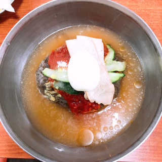[해주냉면] 신천맛집 매운 비빔냉면 2인분 + 무절임 — 1.5점을 준 리뷰어가 2020년 5월 올린 사용 사진