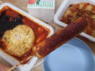 죠스떡볶이 [죠스푸드] 짜빠떡볶이+떡또그+범벅만두 신메뉴 3종 — 4점을 준 리뷰어가 2020년 4월 올린 사용 사진