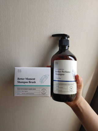 달리프 베러 퍼퓸 샴푸 1000ml 레이니데이 or 일랑로즈 — 4점을 준 리뷰어가 2020년 4월 올린 사용 사진