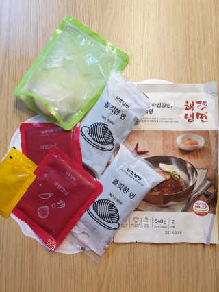 [해주냉면] 신천맛집 매운 비빔냉면 2인분 + 무절임 — 3점을 준 리뷰어가 2020년 5월 올린 사용 사진