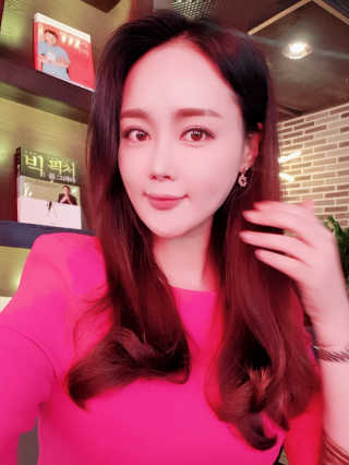 [헤어더뷰] 염색, 컷, 클리닉 중 택1 — 5점을 준 리뷰어가 2020년 4월 올린 사용 사진